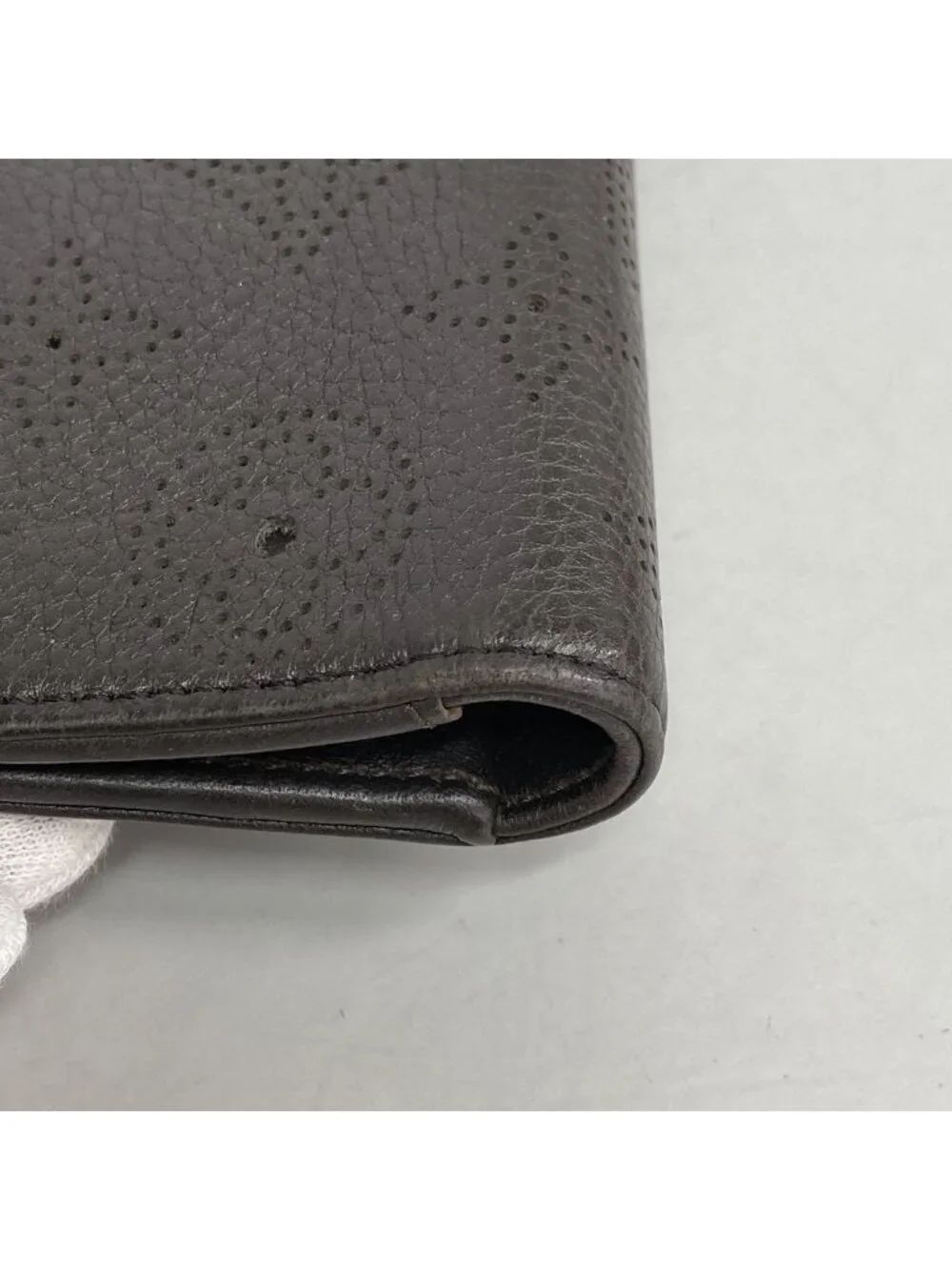 Louis Vuitton Trifold Wallet Mahina Portefeuille Amelia Chocolat